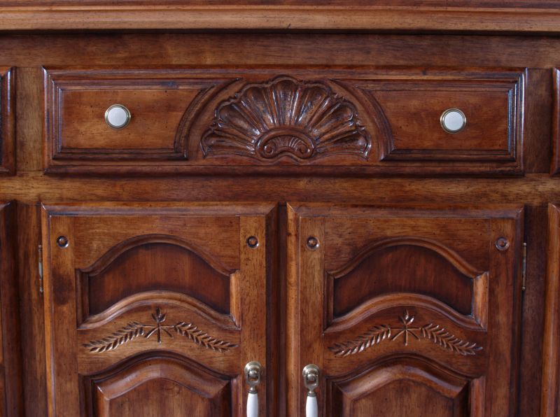 Wood Cabinet Refinishing in Kokomo, IN